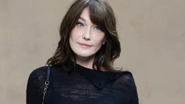 Carla Bruni-Sarkozy le 16 mars 2018 avant un défilé Chanel.