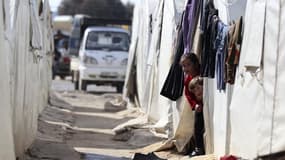 Un camp de réfugiés à Azaz, en Syrie, près de la frontière turque. L'Unicef, le fonds d'aide de l'Onu en faveur des enfants, a prévenu vendredi qu'il serait bientôt à court de ressources financières pour faire face à l'afflux croissant de réfugiés fuyant