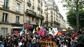 Manifestation à Paris pour dénoncer "les attaques contre les libertés", le 12 juin 2021 
