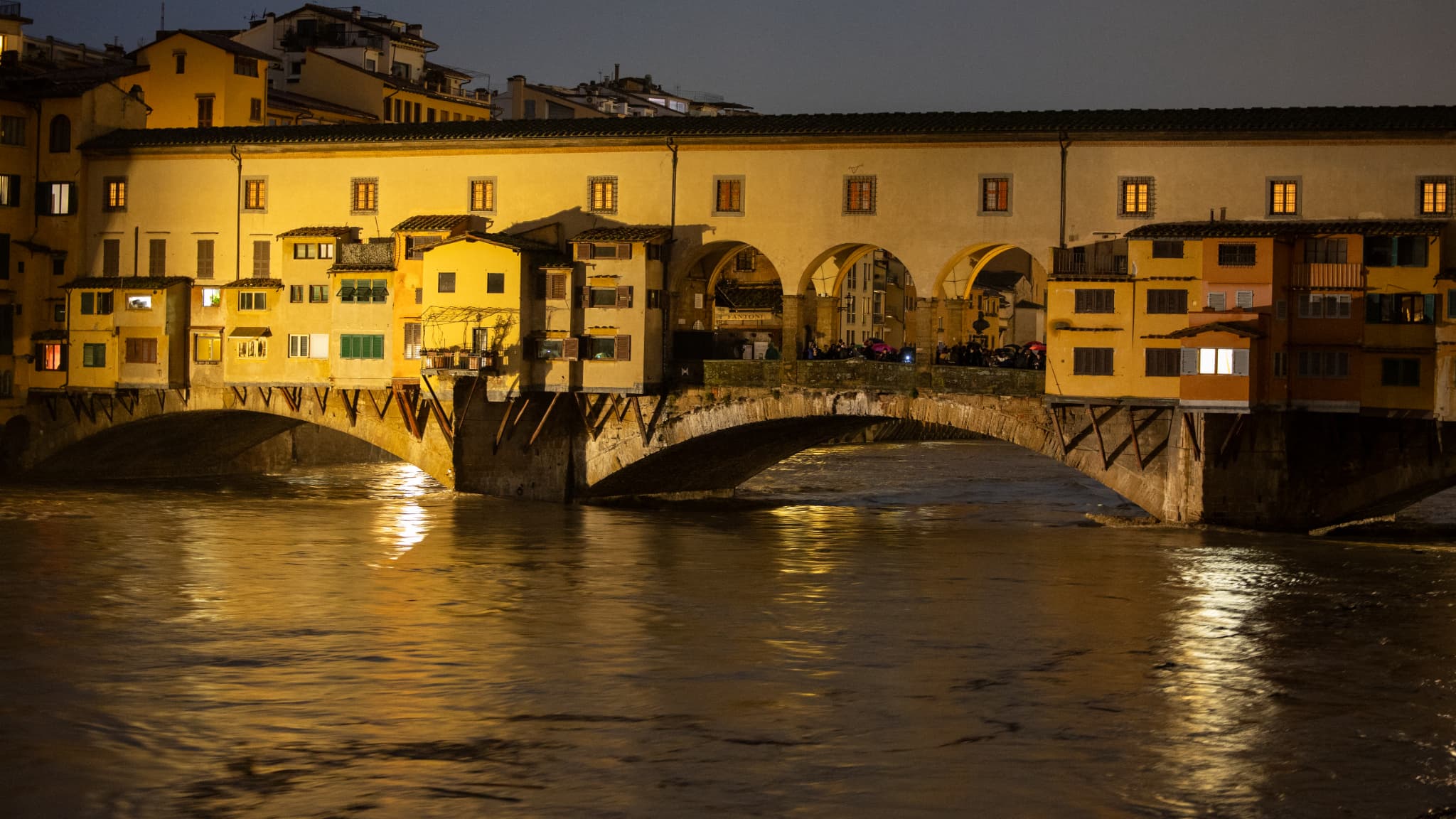 Le Ponte Vecchio à Florence (Italie), le 14 mars 2025.