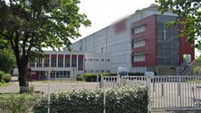 L'Institut scolaire Saint-Dominique, qui comprend le collège du même nom, à Saint-Herblain, en Loire-Atlantique, en mai 2023.