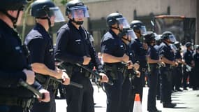Des manifestants ont jeté des canettes de Pepsi sur les forces de l'ordre, lors de la marche du 1er mai, aux Etats-Unis. (Photo d'illustration)