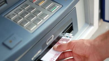 Un distributeur automatique de billets (image d'illustration).