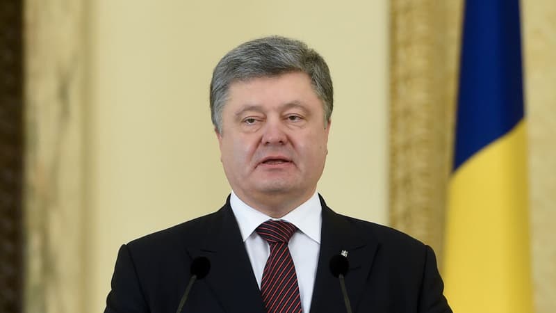 Le président ukrainien, Petro Porochenko, a accueilli avec enthousiasme le retour au pays de deux Ukrainiens qui étaient détenus en Russie. (Photo d'illustration)
