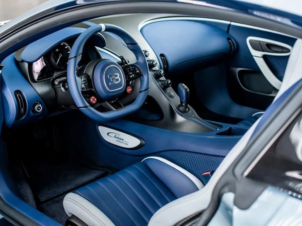 L'intérieur de la Bugatti Chiron Profilée.