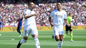 Kylian Mbappé et Jude Bellingham lors de Barça-Real Madrid, le 11 mai 2025 en Liga