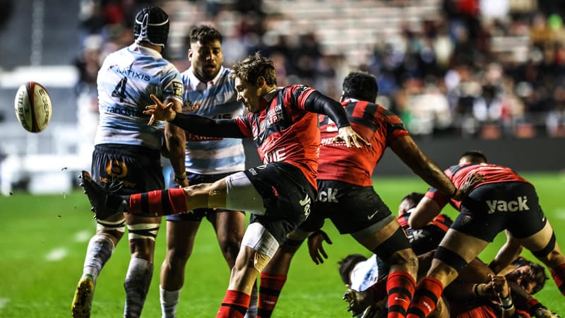 Baptiste Serin lors du match Toulon-Racing, le 4 décembre 2022