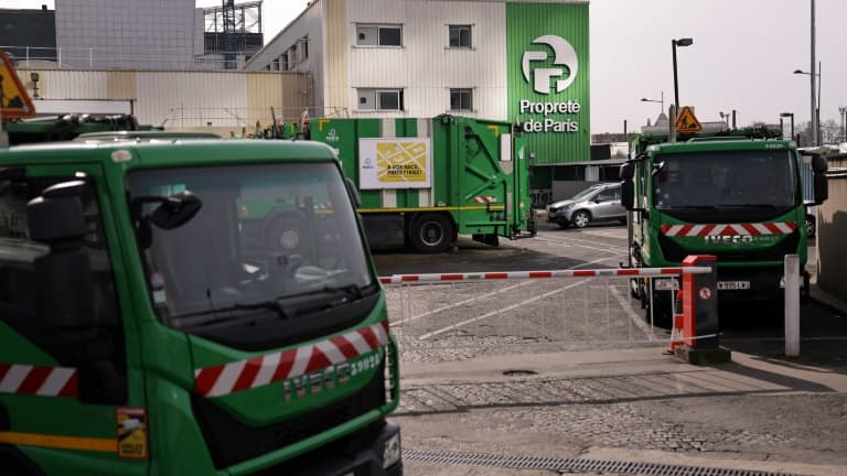 Des camions poubelles sont garés à l'entrée de l'usine d'incinération d'Ivry-sur-Seine, au sud de Paris, le 17 mars 2023. (Photo d'illustration)