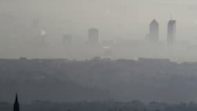 La ville de Lyon lors d'un épisode de pollution en décembre 2016. - Philippe Desmazes.