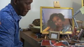Le père de la petite Shiloh, décédée d'un cancer du sein à 13 ans, photographié en 2022. 