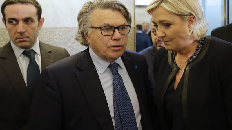 Gilbert Collard et Marine Le Pen sont dans le collimateur de la justice après la publication de photos de Daesh sur Twitter.