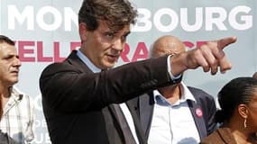 "Pour une nuit", "pour la vie" voire "pour faire un bébé", Arnaud Montebourg est choisi dans tous les cas par les Français selon un sondage Harris Interactive sur le potentiel de séduction des hommes politiques. /Photo prise le 29 septembre 2011/REUTERS/J