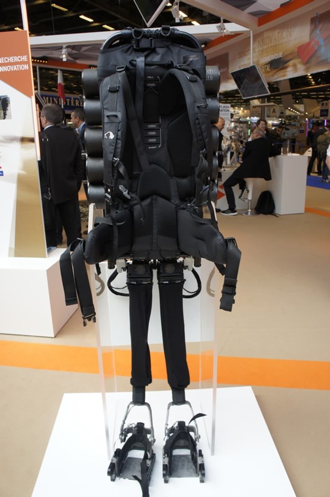 L’équipement hightech au service du soldat du futur — free download