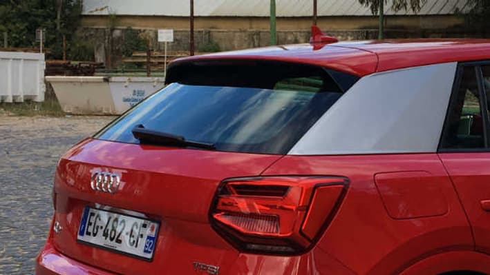 Sur le Q2, Audi a placé des "side-blades", ces éléments de décoration argentés, pour rappeler l'Audi R8.
