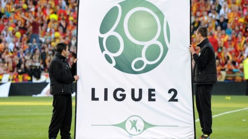 L'AC Ajaccio empoche le derby corse face au Gazélec (2-0) pour rester dans la roue du leader Reims lors de la 12e journée de Ligue 2