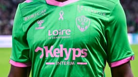 Le maillot des joueurs de Saint-Etienne pour octobre rose, 19 octobre 2024