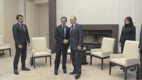La poignée de main entre Sarkozy et Poutine: "Je serai toujours un ami de la Russie"