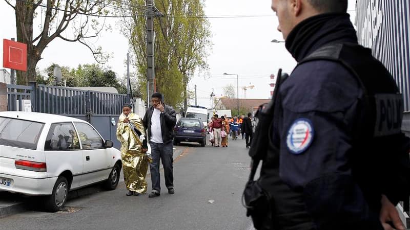 La Fédération protestante de France a déploré lundi le manque de lieux de culte évangélique au lendemain de la mort d'une fillette de six ans dans l'effondrement du plancher d'un local abritant une église à Stains, en Seine-Saint-Denis. Deux personnes, fi