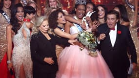 Miss Martinique élue Miss France 2025 le 14 décembre 2024 à Poitiers. 