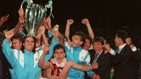 Eric Di Meco et les Marseillais vainqueur de la Ligue des champions face au Milan AC