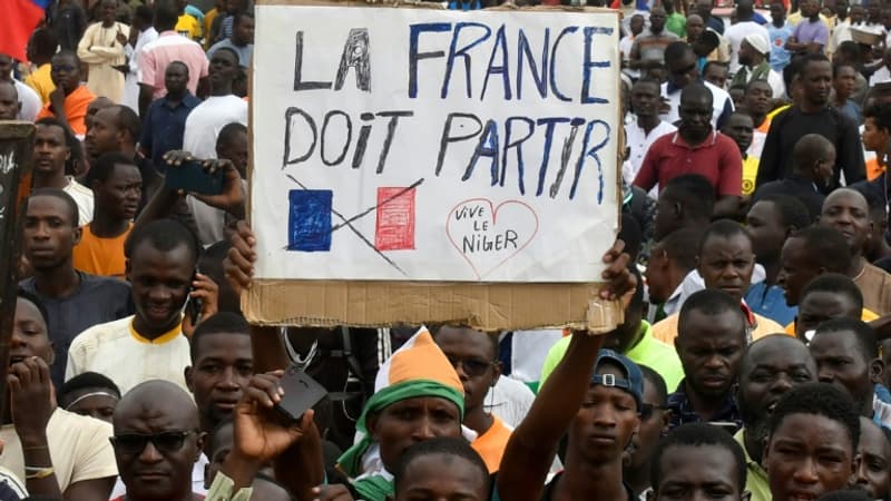 Niger: le retrait des forces françaises stationnées dans le pays va commencer cette semaine