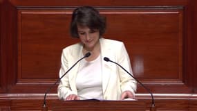 "Vous avez définitivement perdu": depuis la tribune du Congrès, Mélanie Vogel s'adresse aux anti-IVG