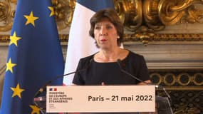 Catherine Colonna, ministre des Affaires étrangères, lors de la passation de pouvoirs le samedi 21 mai 2022 au Quai d'Orsay