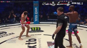 Ziolkowski s'est démis l'épaule lors de son combat contre Varela au KSW Paris, 6 avril 2024