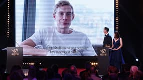 Jonas Vingegaard remportant le Vélo d'Or 2023, à Paris le 24 octobre 2023