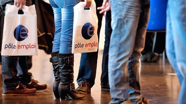 Le nombre de demandeurs d'emplois en catégorie A a baissé de 3,3% en mai.