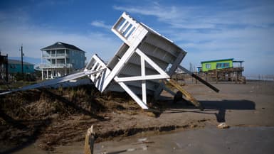 Des dégâts provoqués par la tempête Béryl à Surfside Beach, au Texas, le 8 juillet 2024