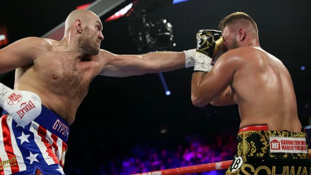 Tom Schwarz impuissant face à Tyson Fury en 2019