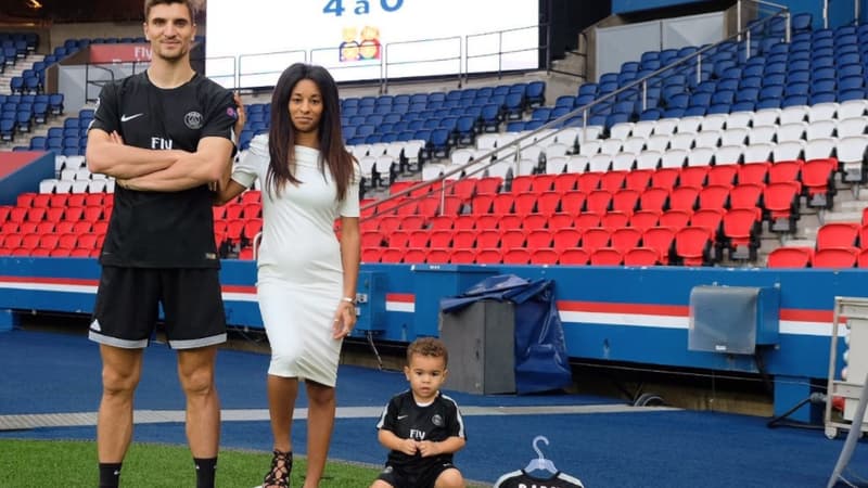 Thomas Meunier, sa compagne et leur fils