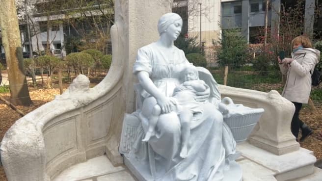 Lille: la statue du p'tit quinquin de retour au square Foch