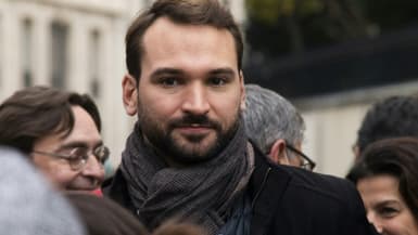 Le député LFI Ugo Bernalicis lors d'une manifestation devant l'Assemblée nationale à Paris, le 16 novembre 2021