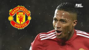 Ancien joueur de Manchester United, Valencia va prendre sa retraite