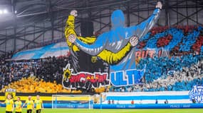 Le tifo commun entre les supporter de l'OM et de l'AEK Athènes, le 26/10/2023