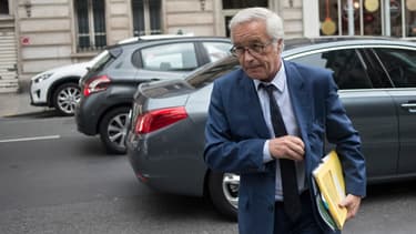 Le ministre du Travail reconnaît un "échec" du gouvernement en matière de lutte contre le chômage.