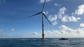Une éolienne du parc éolien de Fécamp (Seine-Maritime), le vendredi 18 octobre 2024
