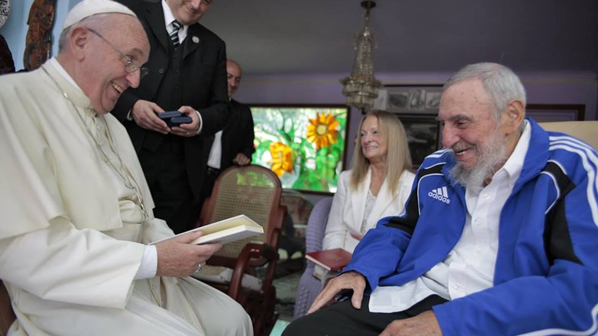 Le pape François rencontre Fidel Castro à La Havane, le 20 septembre 2015. Le pape François rencontre Fidel Castro à La Havane, le 20 septembre 2015.