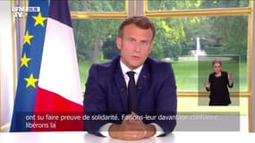 Emmanuel Macron: "Tout ne peut pas être décidé si souvent à Paris"
