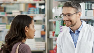 Les professionnels de santé sont toujours considérés par les Français comme les sources d’informations les plus fiables concernant le médicament.