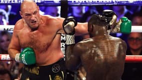 Tyson Fury face à Deontay Wilder