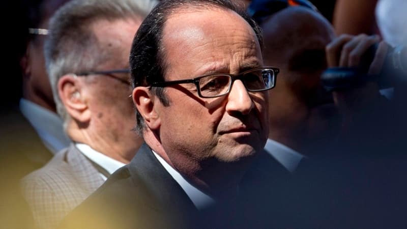 Le gel des tarifs est une mesure "provisoire et conservatoire" a souligné François Hollande.