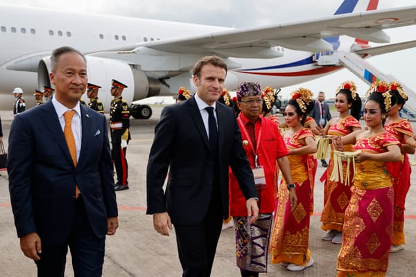 Emmanuel Macron arrives in Bali, Indonesia for the G20 on November 14, 2022