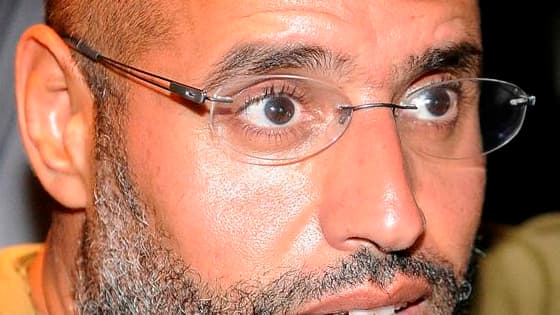 Saïf al Islam Kadhafi, un des fils de Mouammar Kadhafi, a été arrêté dans le sud de la Libye, a annoncé samedi le ministre de la Justice du gouvernement provisoire. /Photo prise le 23 août 2011/REUTERS/Paul Hackett