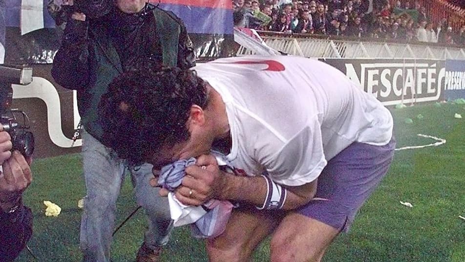 Raï en larmes au Parc lors de ses adieux au PSG en 1998