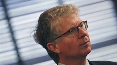 Des fonctionnaires des ministères français des Affaires étrangères et de la Justice ont contacté le bureau du procureur de New York, Cyrus Vance, au lendemain de l'arrestation de Dominique Strauss-Kahn pour lui communiquer des informations sur l'affaire T