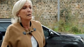 Marine Le Pen à son arrivée au tribunal correctionnel de Paris, le 14 octobre 2024