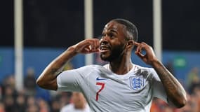 Raheem Sterling interpelle "les racistes"